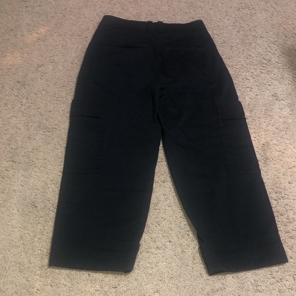 VINCE. Crop Cotton Utility Cuffed Cargo Pant Black 0 - Picture 12 of 15